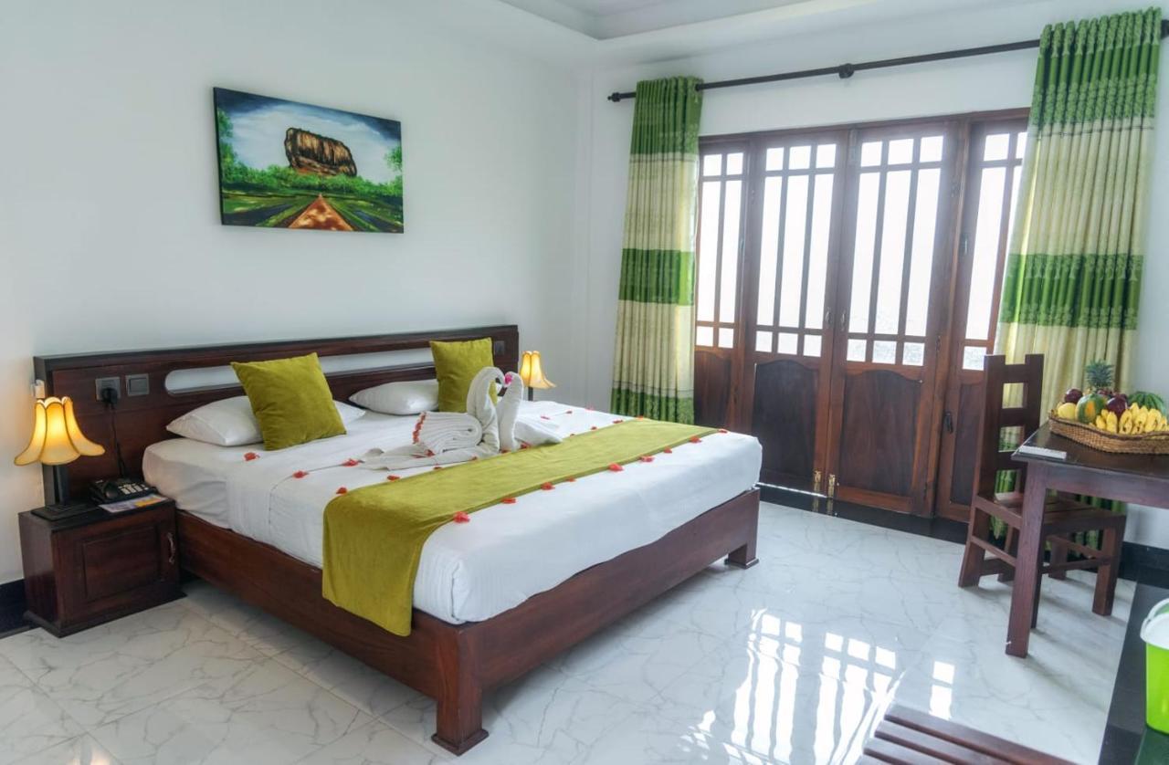 Hotel Golden Ray Dambulla Εξωτερικό φωτογραφία